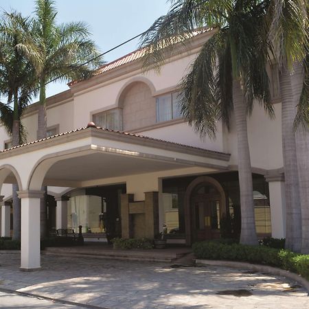 Best Western Centro Cadereyta Cadereyta Jiménez Екстериор снимка